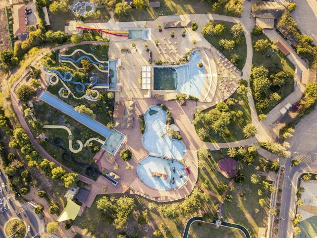 Review VinWonders Hà Nội Water Park có gì vui cho mùa hè này?