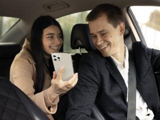 Hướng dẫn đặt xe taxi sân bay Nội Bài 16 chỗ đưa đón tận nơi