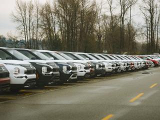 Thuê taxi đi sân bay Nội Bài có hóa đơn, hỗ trợ kê khai chi phí