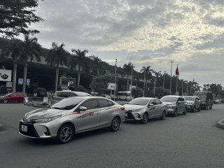 Giá taxi sân bay Nội Bài 4 chỗ: Đón tận nơi, đi êm ái, giá ưu đãi