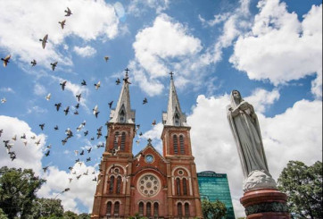 Khám phá vẻ đẹp của những nhà thờ kiến trúc Pháp nổi tiếng tại Việt Nam