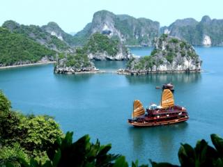 Top 10 danh thắng du lịch nổi tiếng nhất Quảng Ninh