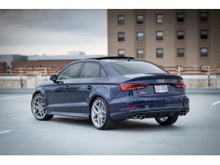 Dịch vụ thuê xe riêng đi sân bay Cam Ranh