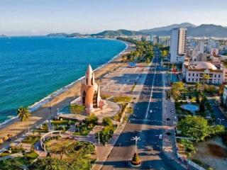 Thuê xe du lịch 4 - 45 chỗ ngồi tới Quảng trường 2/4 và Tháp Trầm Hương