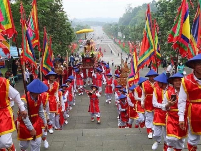 Lễ hội Đền Hùng 2026 có gì mới? 5 trải nghiệm "lần đầu tiên" và những thay đổi du khách bắt buộc phải biết