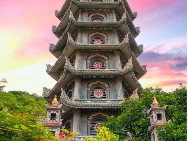 Chùa Linh Ứng Sơn Trà: Nơi cõi tâm linh giao hoà kỳ quan biển đảo