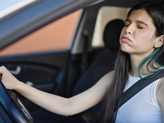 Chọn ghế thế nào để ít say xe? Mẹo đi xe du lịch dễ chịu hơn