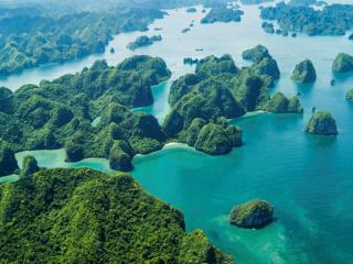 Vịnh Hạ Long và Vịnh Bái Tử Long - Đâu là điểm đến đẹp hơn?