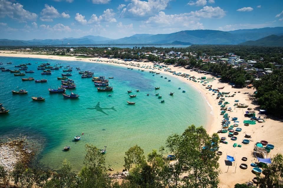 top-7-bai-bien-dep-nhat-khanh-hoa-5.jpg (131 KB)