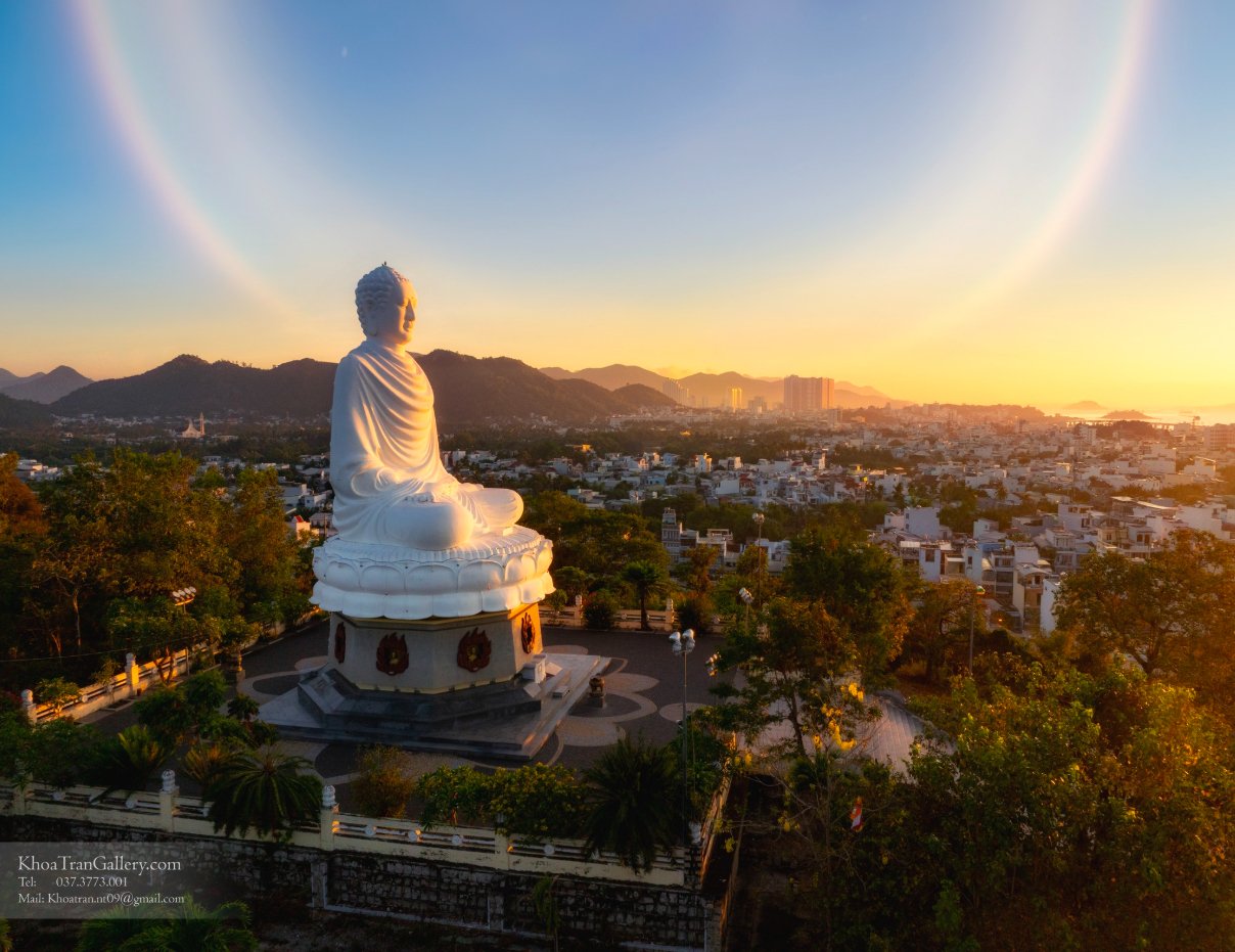 Tượng Kim Thân Phật Tổ