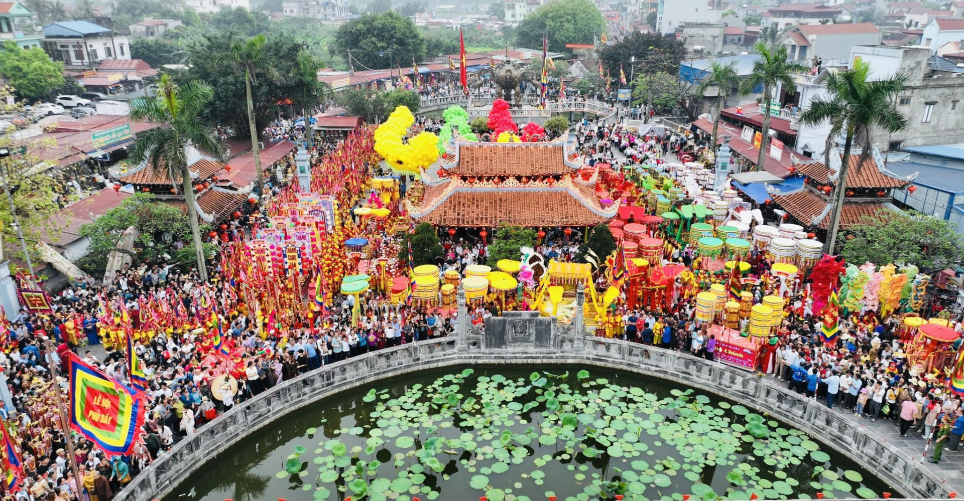 Ảnh lễ hội Phủ Dầy